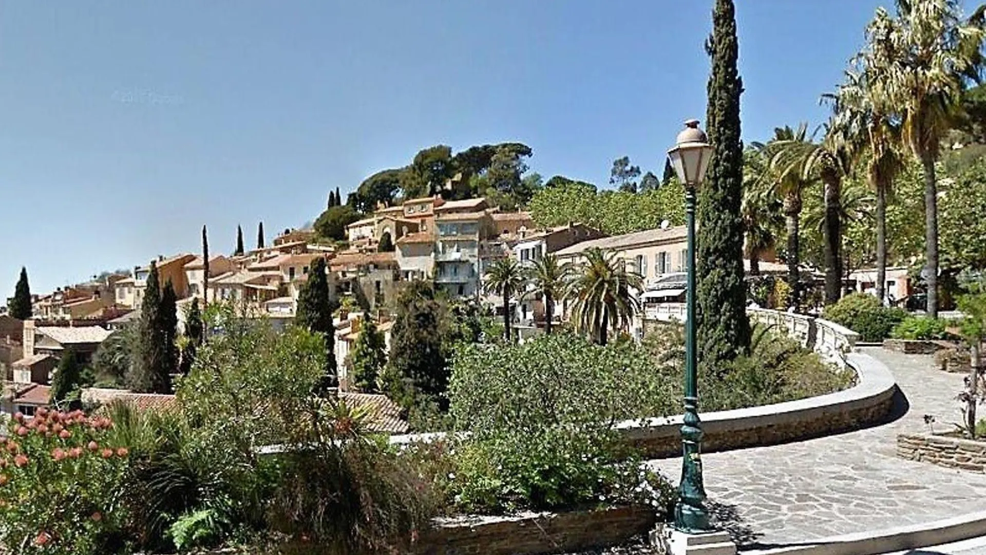 Appartement 2P A Bormes-Les-Mimosas Avec Acces Piscine - Fr-1-251-859